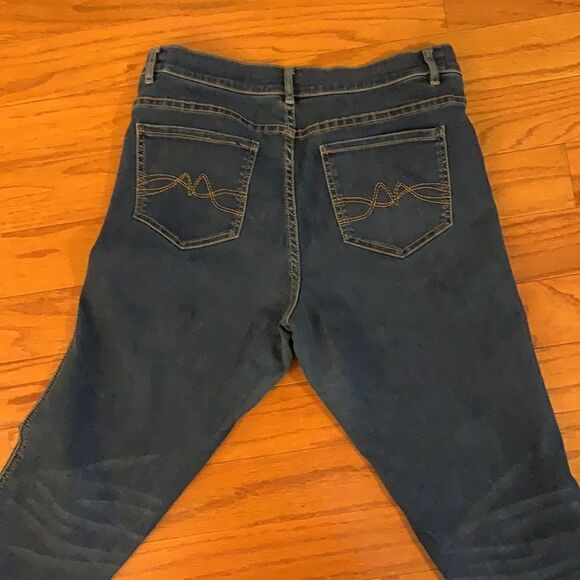 NY&Co size 10 jeans leggings - Picture 2 of 8